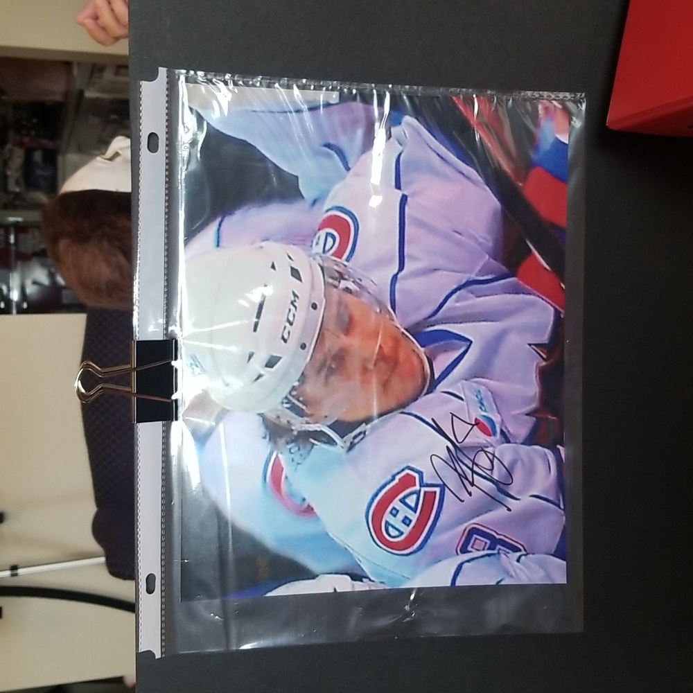 Nathan Beaulieu Autographed Colour Picture 8x10